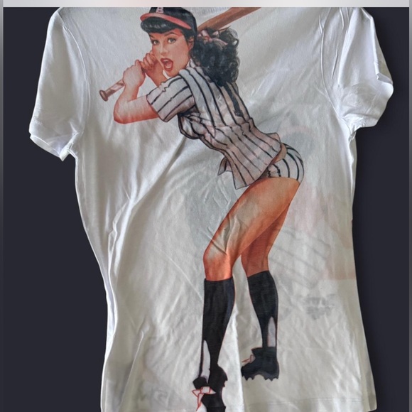 Vintage Bettie Page T-Shirt - Picture 2 of 2